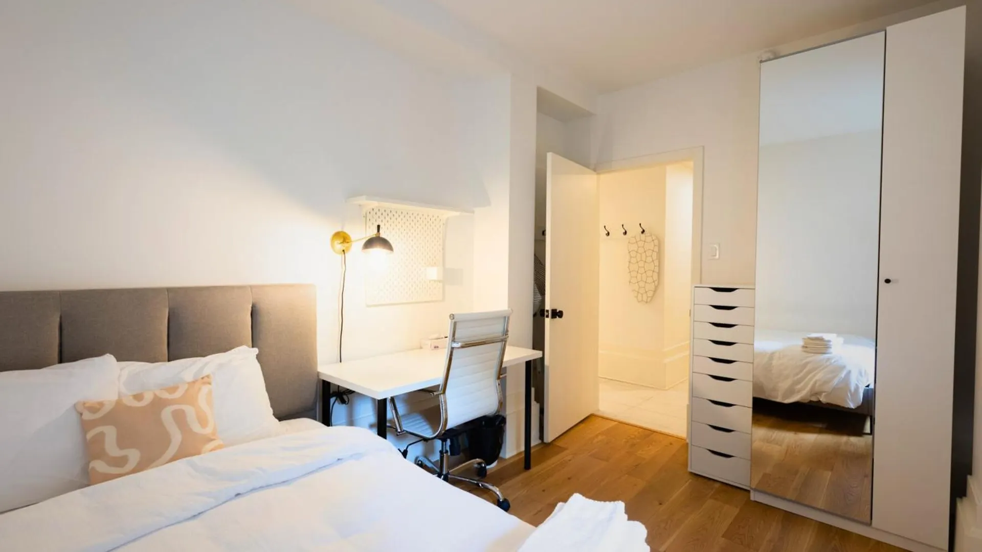 Apartment Ch-Apartments, Downtown Montréal Kanada