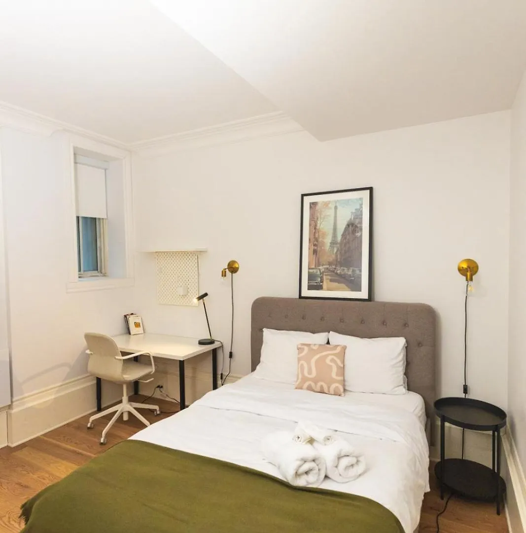 Ch-Apartments, Downtown Montréal Apartment
