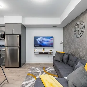  Apartment Exquisite 2 Bedroom Apt, Mins To The Falls. Canada
