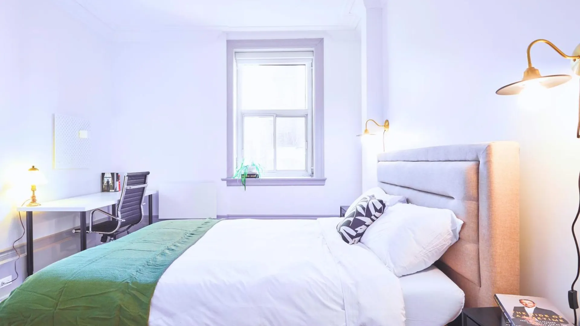 Apartment Ch-Apartments, Downtown Montreal Canada